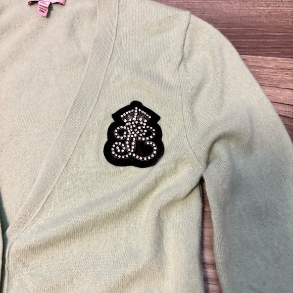 Y2K Rare Juicy Couture Logo Crest 100% Cashmere Knit Cardigan - Picture 3 of 8